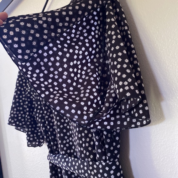 Faux wrap dress - Picture 3 of 5